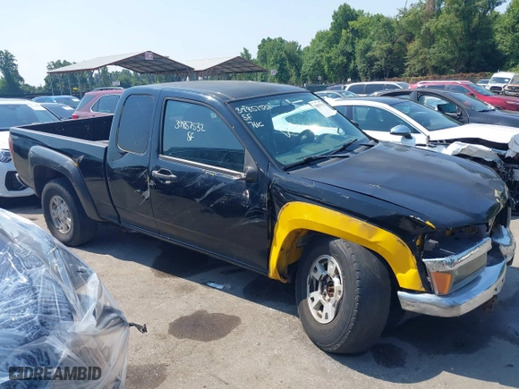 2005 Chevrolet Colorado LS Z71 with VIN 1GCDT196558120620, listed as a IAAI auction lot 39857532 with 201,457 mi miles. Bid and sale history available at carsss.com. Image 13.