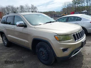2014 Jeep Grand Cherokee Limited with VIN 1C4RJFBGXEC356754, listed as a IAAI auction lot 41961186 with 226,002 mi miles. Bid and sale history available at carsss.com. Image 1.