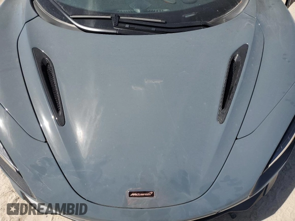 2022 McLaren 720S z VIN SBM14FCA0NW006456, wystawiony jako Copart lot #48148685 z przebiegiem 6859 mil mil oraz Szkody całkowita. Historia ofert i sprzedaży dostępna na DreamBid. Obrazek 11.