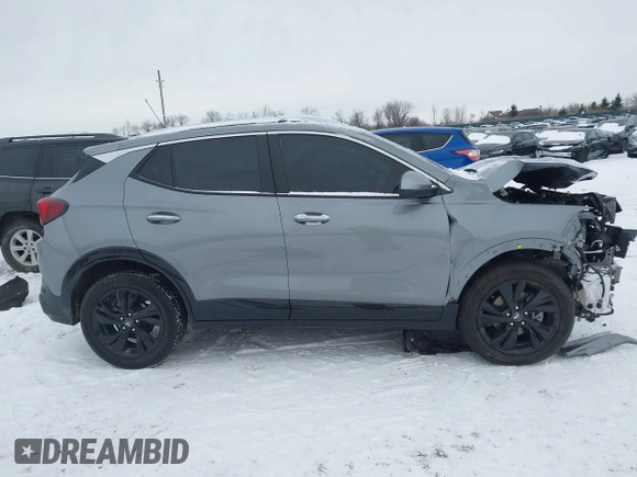2024 Buick Encore GX Sport Touring z VIN KL4AMDSL8RB168262, wystawiony jako IAAI lot #41584855 z przebiegiem 13 337 mil mil oraz . Historia ofert i sprzedaży dostępna na DreamBid. Obrazek 13.