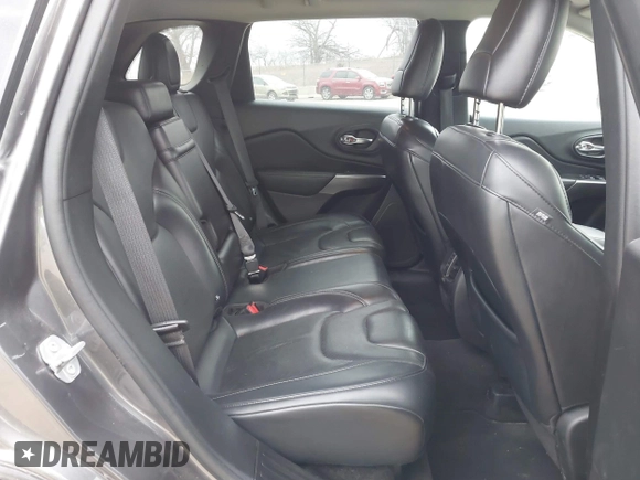 2019 Jeep Cherokee Limited with VIN 1C4PJLDN6KD119458, listed as a IAAI auction lot 41408906 with 72,293 mi miles. Bid and sale history available at carsss.com. Image 8.