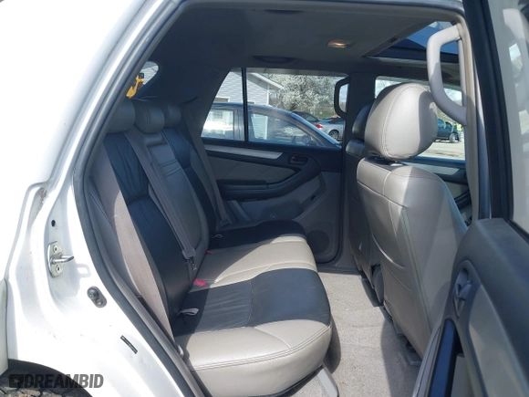 2006 Toyota 4Runner SR5 with VIN JTEBU14R168070401, listed as a IAAI auction lot 41977312 with 195,902 mi miles. Bid and sale history available at carsss.com. Image 8.