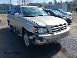 2005 Toyota Highlander z VIN JTEEP21A150093876, wystawiony jako IAAI lot #41808749 z przebiegiem 308 481 mil mil oraz . Historia ofert i sprzedaży dostępna na DreamBid. Obrazek 6.