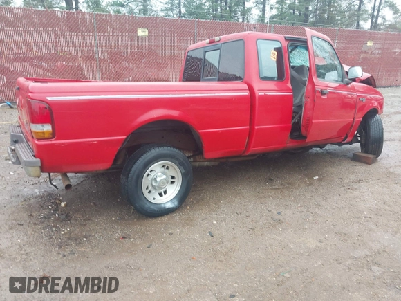 1997 Ford Ranger XL z VIN 1FTCR14A8VPA82103, wystawiony jako IAAI lot #40809996 z przebiegiem Nie podano mil oraz . Historia ofert i sprzedaży dostępna na DreamBid. Obrazek 4.