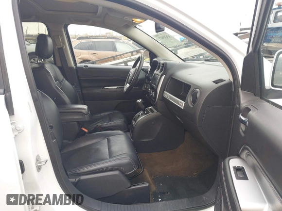 2017 Jeep Compass High Altitude with VIN 1C4NJDEB2HD110539, listed as a IAAI auction lot 41118827 with 94,663 mi miles and . Bid and sale history available at carsss.com. Image 5.