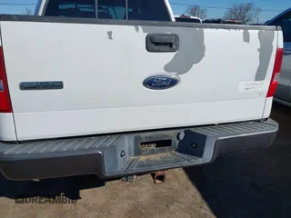 2004 Ford F-150 XLT with VIN 1FTPW14554KB30763, listed as a IAAI auction lot 41691684 with 200,618 mi miles. Bid and sale history available at carsss.com. Image 6.