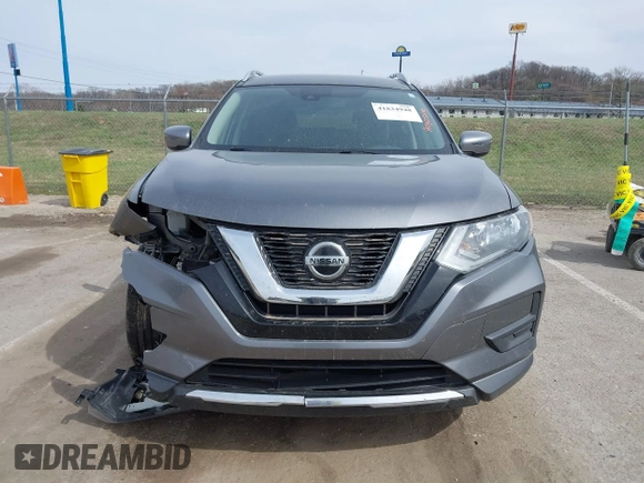 2019 Nissan Rogue SV with VIN KNMAT2MTXKP506487, listed as a IAAI auction lot 41834948 with 139,984 mi miles. Bid and sale history available at carsss.com. Image 12.