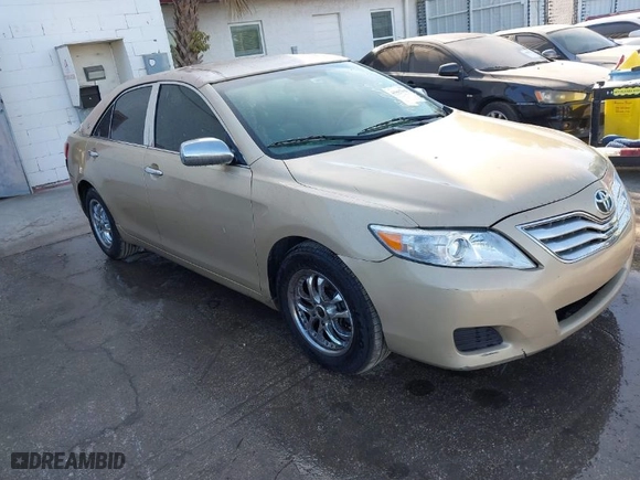 2011 Toyota Camry LE with VIN 4T1BF3EK2BU670515, listed as a IAAI auction lot 41867049 with 174,987 mi miles. Bid and sale history available at carsss.com. Image 1.