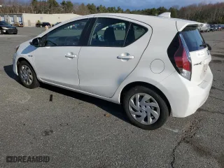 2015 Toyota Prius c One with VIN JTDKDTB36F1098878, listed as a Copart auction lot 50334755 with 76,912 mi miles and Salvage Title. Bid and sale history available at carsss.com. Image 2.