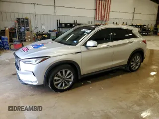 2021 Infiniti QX50 LUXE with VIN 3PCAJ5BAXMF126717, listed as a Copart auction lot 47122705 with 101,157 mi miles and Clean Title. Bid and sale history available at carsss.com. Image 1.