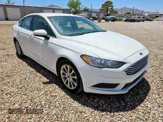 2017 Ford Fusion SE with VIN 3FA6P0HD6HR119198, listed as a Copart auction lot 61693895 with 124,522 mi miles and Clean title. Bid and sale history available at DreamBid. Image 1.