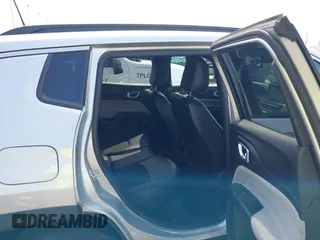 2024 Jeep Compass Latitude with VIN 3C4NJDBN6RT119349, listed as a IAAI auction lot 42125341 with 43,992 mi miles. Bid and sale history available at carsss.com. Image 8.