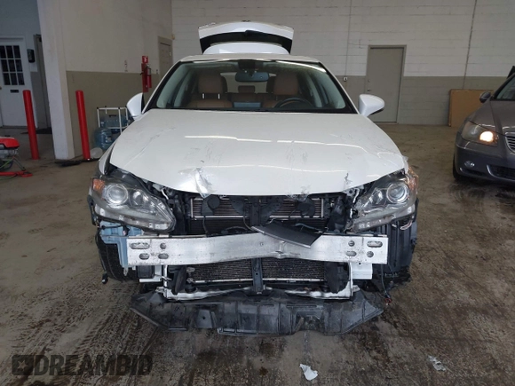 2014 Lexus CT 200h Hybrid with VIN JTHKD5BH4E2201634, listed as a IAAI auction lot 41068948 with 132,125 mi miles. Bid and sale history available at carsss.com. Image 13.