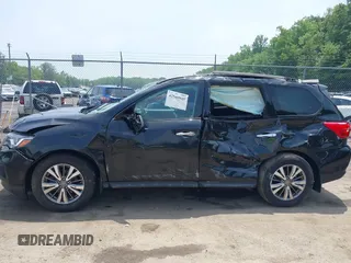 2018 Nissan Pathfinder SL with VIN 5N1DR2MM9JC638579, listed as a IAAI auction lot 42540945 with 73,559 mi miles and . Bid and sale history available at DreamBid. Image 13.