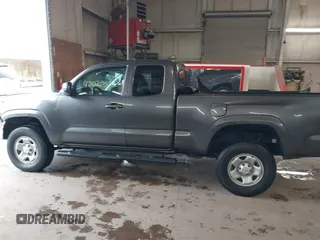 2020 Toyota Tacoma SR with VIN 3TYRX5GN5LT005461, listed as a IAAI auction lot 42020692 with 71,548 mi miles and . Bid and sale history available at DreamBid. Image 14.
