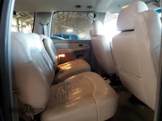 2001 Chevrolet Suburban LT with VIN 3GNEC16T61G230537, listed as a Copart auction lot 86590184 with 159,871 mi miles and Salvage Title. Bid and sale history available at carsss.com. Image 11.