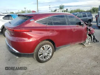 2024 Toyota Venza LE with VIN JTEAAAAH2RJ167572, listed as a Copart auction lot 68595804 with 12,195 mi miles and Salvage Title. Bid and sale history available at carsss.com. Image 3.