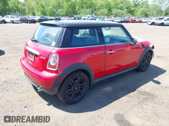 2012 MINI Hardtop with VIN WMWSU3C56CT540636, listed as a IAAI auction lot 42235949 with 118,437 mi miles and . Bid and sale history available at DreamBid. Image 4.