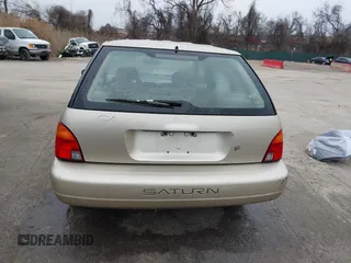 1997 Saturn SW z VIN 1G8ZK8270VZ205793, wystawiony jako IAAI lot #41609103 z przebiegiem 120 754 mil mil oraz . Historia ofert i sprzedaży dostępna na DreamBid. Obrazek 17.