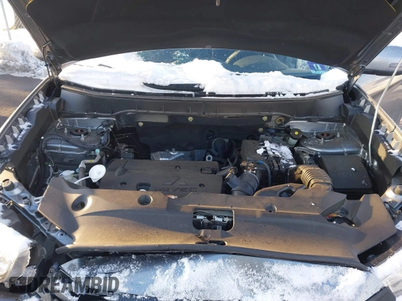2019 Mitsubishi Outlander ES z VIN JA4AP3AU3KU029596, wystawiony jako IAAI lot #41381087 z przebiegiem 59 912 mil mil oraz . Historia ofert i sprzedaży dostępna na DreamBid. Obrazek 10.