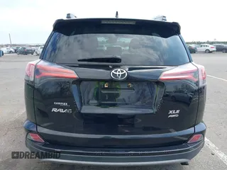 2018 Toyota RAV4 XLE with VIN 2T3RFREV0JW786393, listed as a IAAI auction lot 41997778 with 44,666 mi miles. Bid and sale history available at carsss.com. Image 16.