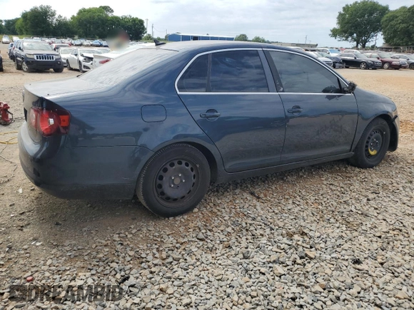 2008 Volkswagen Jetta SE z VIN 3VWRM71K98M082885, wystawiony jako Copart lot #57521515 z przebiegiem 162 641 mil mil oraz Szkoda całkowita • Salvage title. Historia ofert i sprzedaży dostępna na DreamBid. Obrazek 3.