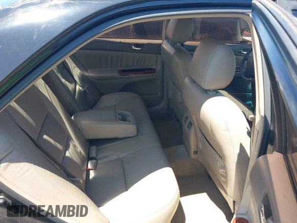 2005 Toyota Camry LE with VIN 4T1BF30K85U085126, listed as a IAAI auction lot 42192443 with 189,196 mi miles and . Bid and sale history available at DreamBid. Image 8.