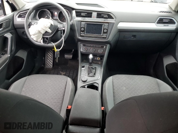 2020 Volkswagen Tiguan S with VIN 3VV0B7AX1LM135103, listed as a Copart auction lot 58363805 with 85,664 mi miles and Salvage title. Bid and sale history available at DreamBid. Image 8.