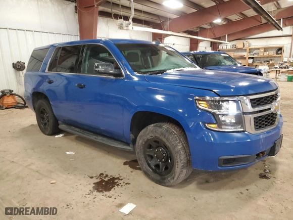 2017 Chevrolet Tahoe Commercial with VIN 1GNSKDEC7HR275117, listed as a Copart auction lot 43557905 with 118,105 mi miles and Clean Title. Bid and sale history available at carsss.com. Image 4.