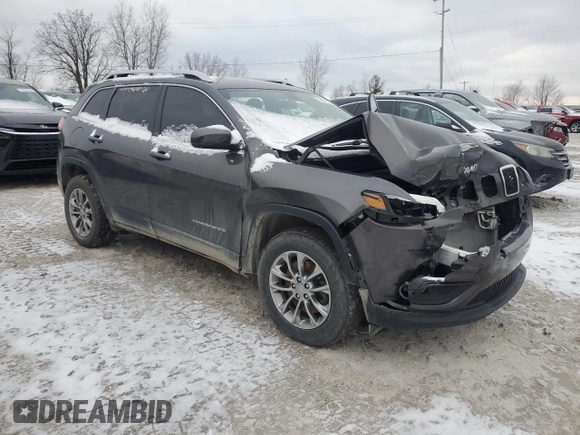2019 Jeep Cherokee Latitude Plus with VIN 1C4PJMLX9KD347043, listed as a Copart auction lot 84671434 with 69,075 mi miles and Salvage Title. Bid and sale history available at carsss.com. Image 4.