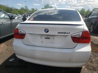 2008 BMW 3 Series 328xi with VIN WBAVC73528KP38456, listed as a Copart auction lot 54855785 with 267,668 mi miles and Clean title. Bid and sale history available at DreamBid. Image 6.