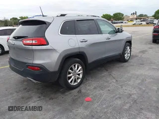 2017 Jeep Cherokee Limited with VIN 1C4PJMDS4HW613200, listed as a IAAI auction lot 41638978 with 81,356 mi miles. Bid and sale history available at carsss.com. Image 4.