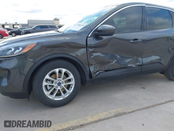 2020 Ford Escape SE with VIN 1FMCU0G68LUB90361, listed as a IAAI auction lot 42006670 with 49,687 mi miles and . Bid and sale history available at DreamBid. Image 6.