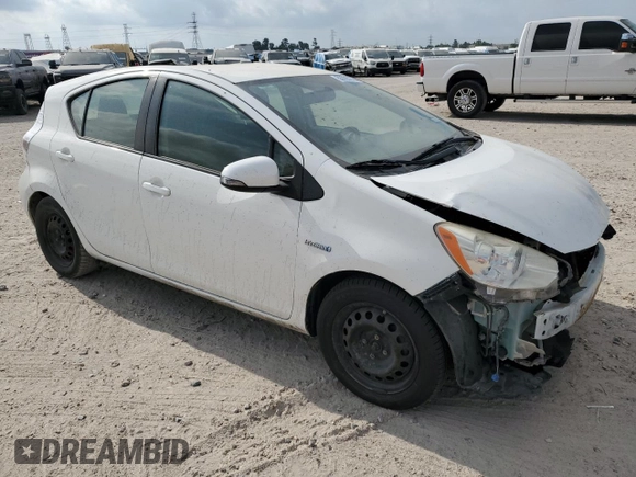 2013 Toyota Prius One z VIN JTDKDTB37D1556098, wystawiony jako Copart lot #53705235 z przebiegiem 121 682 mil mil oraz Szkoda całkowita • Salvage title. Historia ofert i sprzedaży dostępna na DreamBid. Obrazek 4.