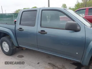 2007 GMC Canyon SLE2 with VIN 1GTDT13E578226603, listed as a IAAI auction lot 42195945 with 191,197 mi miles and . Bid and sale history available at carsss.com. Image 13.