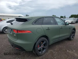 2017 Jaguar F-Pace S z VIN SADCM2BV5HA887823, wystawiony jako Copart lot #62119625 z przebiegiem 93 270 mil mil oraz Czysty tytuł • Clean title. Historia ofert i sprzedaży dostępna na DreamBid. Obrazek 3.