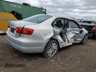 2011 Volkswagen Jetta SEL с VIN 3VWLZ7AJ9BM348461, выставлен на аукционе Copart как лот 53577715 с пробегом 90 591 миль миль и Списание • Salvage title. История ставок и продаж доступна на DreamBid. Изображение 3.
