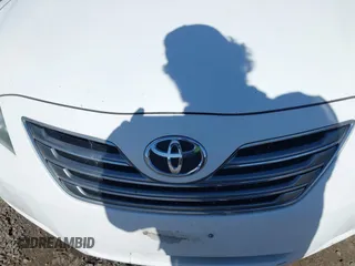 2007 Toyota Camry z VIN 4T1BB46K37U001970, wystawiony jako IAAI lot #41932757 z przebiegiem 255 051 mil mil oraz . Historia ofert i sprzedaży dostępna na DreamBid. Obrazek 6.