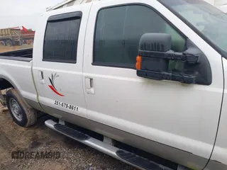 2010 Ford Super Duty F-250 SRW XL with VIN 1FTSW2BR5AEA13152, listed as a IAAI auction lot 41491929 with 310,807 mi miles. Bid and sale history available at carsss.com. Image 13.