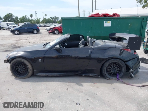 2004 Nissan 350Z Touring z VIN JN1AZ36A14M253275, wystawiony jako IAAI lot #42181345 z przebiegiem 63 886 mil mil oraz . Historia ofert i sprzedaży dostępna na DreamBid. Obrazek 15.