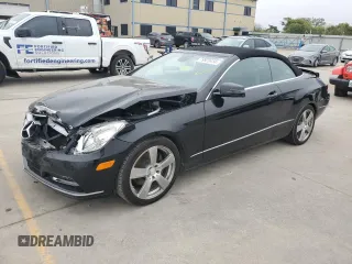 2013 Mercedes-Benz E-Class E 350 with VIN WDDKK5KF8DF204264, listed as a Copart auction lot 79922414 with 122,817 mi miles and Salvage Title. Bid and sale history available at carsss.com. Image 1.