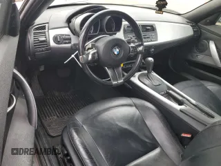 2006 BMW Z4 3.0i with VIN 4USBU33556LW67833, listed as a Copart auction lot 44933315 with 142,444 mi miles and Clean title. Bid and sale history available at DreamBid. Image 8.