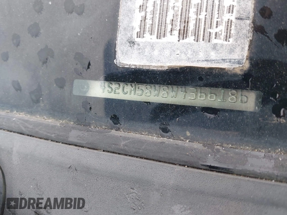 1998 Isuzu Rodeo S с VIN 4S2CM58W8W4366186, выставлен на аукционе IAAI как лот 42328552 с пробегом Не указан миль и . История ставок и продаж доступна на DreamBid. Изображение 11.