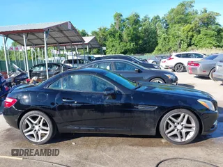 2014 Mercedes-Benz SLK 250 z VIN WDDPK4HAXEF083492, wystawiony jako IAAI lot #42289662 z przebiegiem 100 118 mil mil oraz . Historia ofert i sprzedaży dostępna na DreamBid. Obrazek 13.