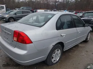 2002 Honda Civic LX with VIN 2HGES16662H567931, listed as a IAAI auction lot 41857814 with 191,087 mi miles. Bid and sale history available at carsss.com. Image 4.