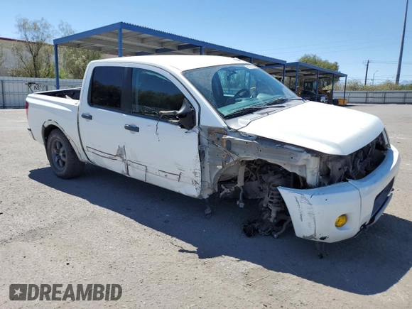 2015 Nissan Titan Pro-4X z VIN 1N6AA0EC9FN512658, wystawiony jako Copart lot #68066964 z przebiegiem 131 026 mil mil oraz Szkoda całkowita • Salvage title. Historia ofert i sprzedaży dostępna na DreamBid. Obrazek 4.