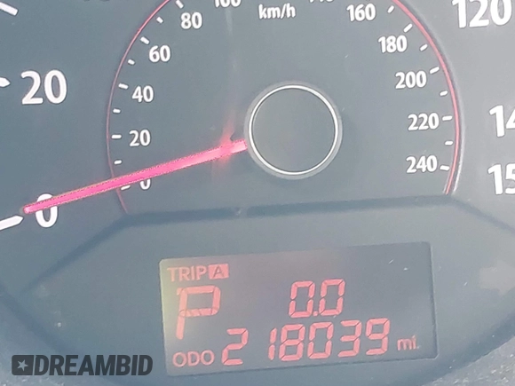 2011 Kia Sorento LX with VIN 5XYKT4A27BG085049, listed as a IAAI auction lot 42249462 with 218,039 mi miles and . Bid and sale history available at DreamBid. Image 7.
