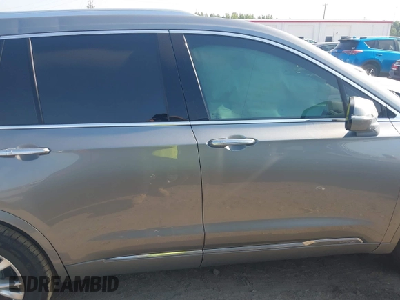 2024 Cadillac XT6 FWD Luxury с VIN 1GYKPAR42RZ723545, выставлен на аукционе IAAI как лот 42395902 с пробегом 13 992 миль миль и . История ставок и продаж доступна на DreamBid. Изображение 14.