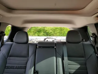 2023 Mitsubishi Outlander SE z VIN JA4J4UA87PZ011064, wystawiony jako Copart lot #56148365 z przebiegiem 28 144 mil mil oraz Szkoda całkowita • Salvage title. Historia ofert i sprzedaży dostępna na DreamBid. Obrazek 10.