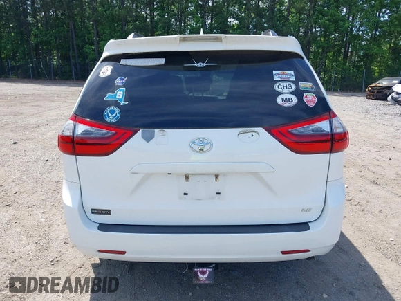 2020 Toyota Sienna LE Auto Access Seat with VIN 5TDKZ3DCXLS059272, listed as a IAAI auction lot 42279808 with 2 mi miles and . Bid and sale history available at DreamBid. Image 17.